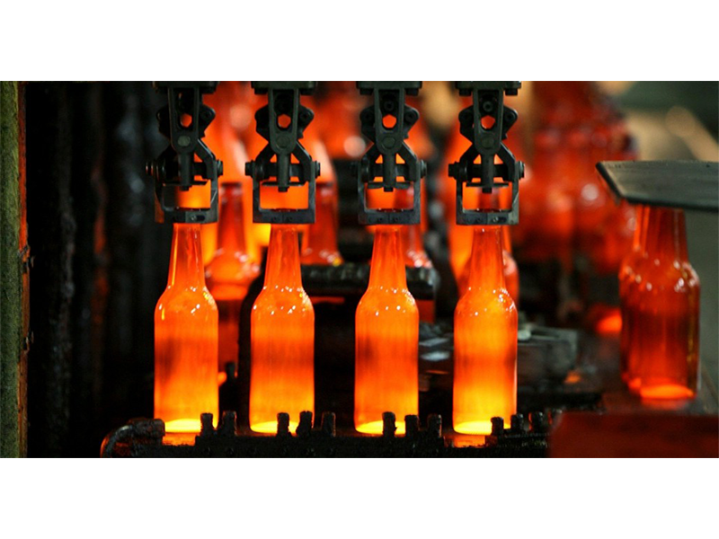 Glass-bottle-manufactoring-800x600